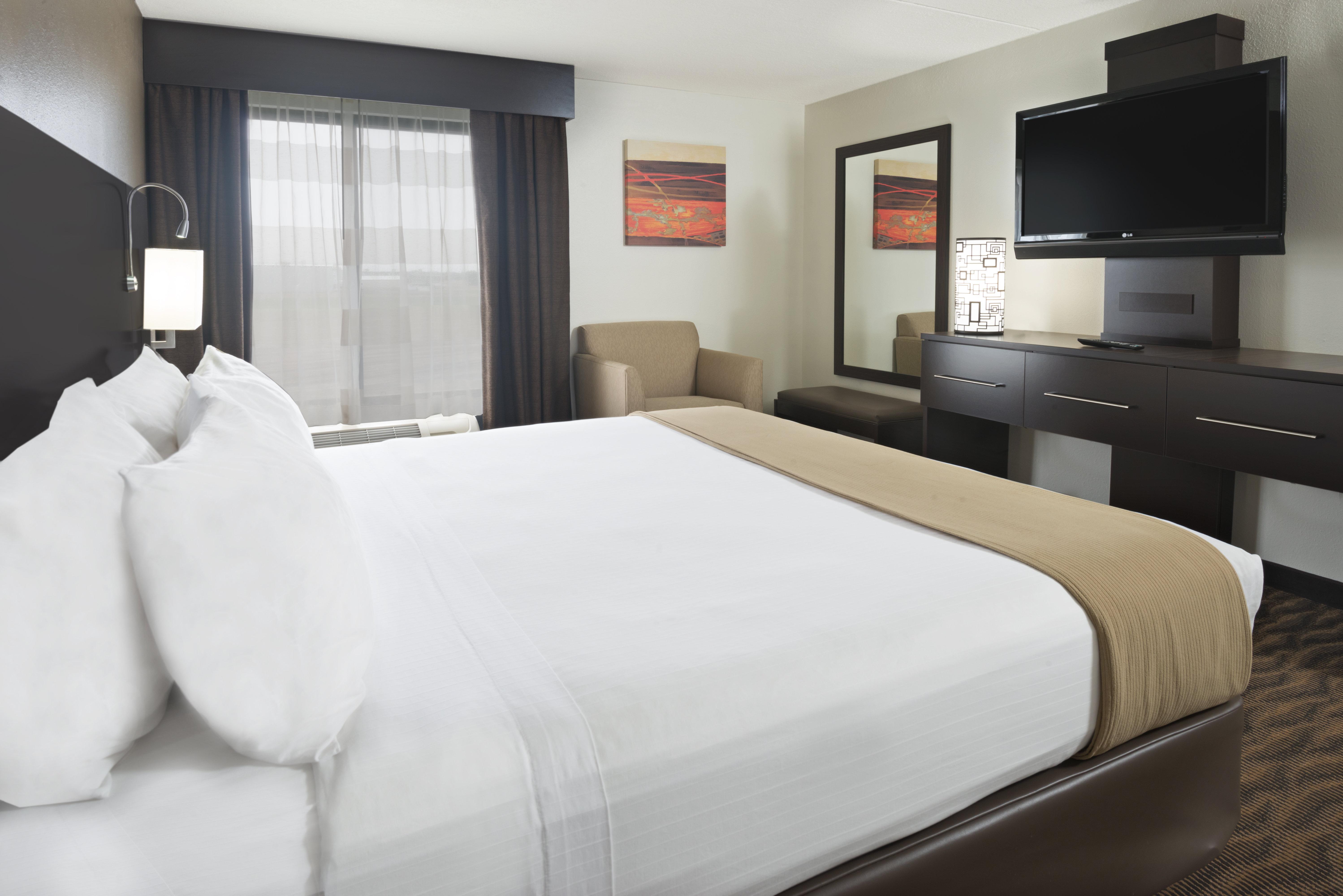 Holiday Inn Express Hotel & Suites Colby By Ihg Eksteriør billede