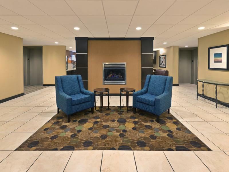 Holiday Inn Express Hotel & Suites Colby By Ihg Eksteriør billede
