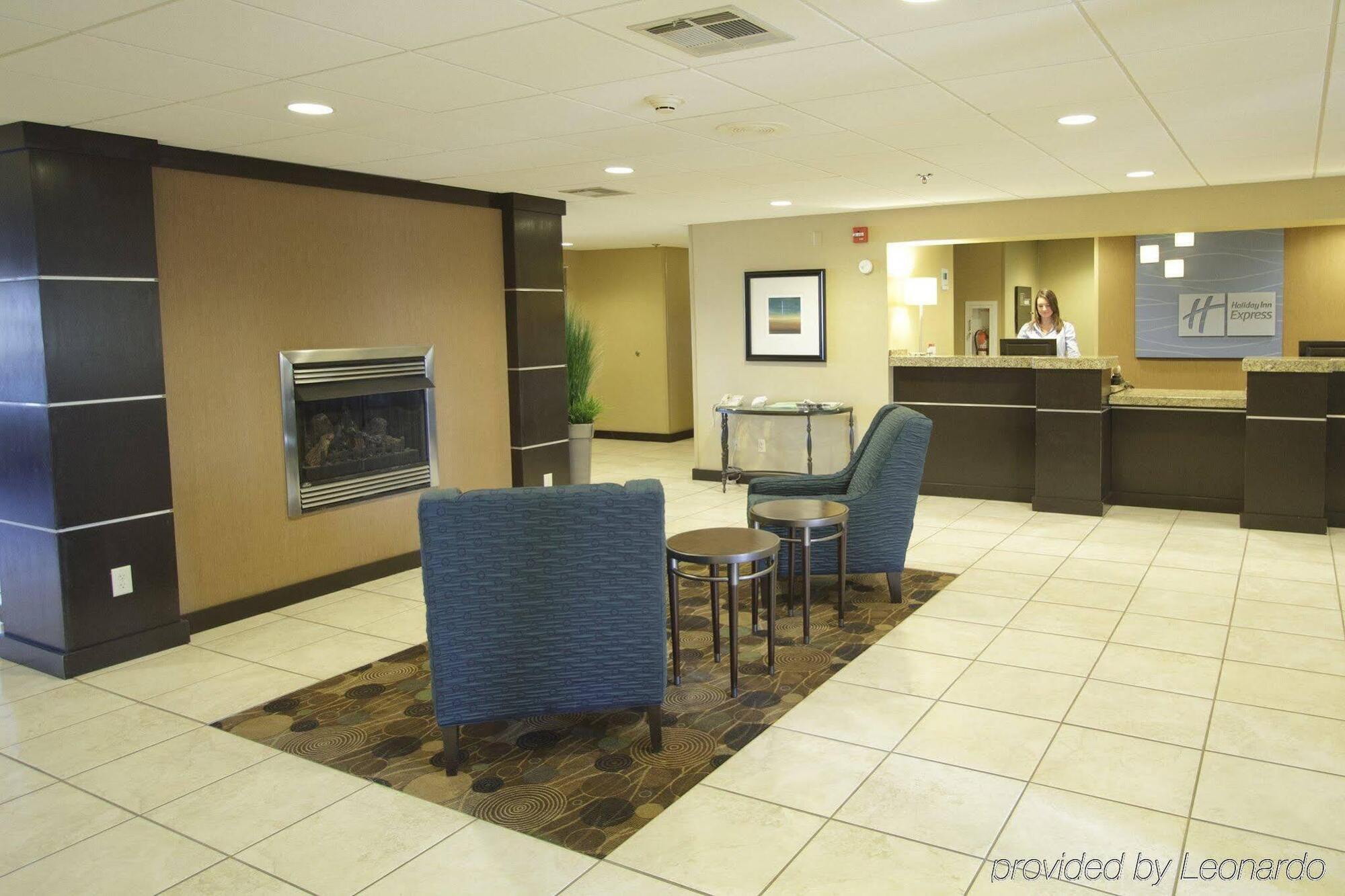 Holiday Inn Express Hotel & Suites Colby By Ihg Eksteriør billede