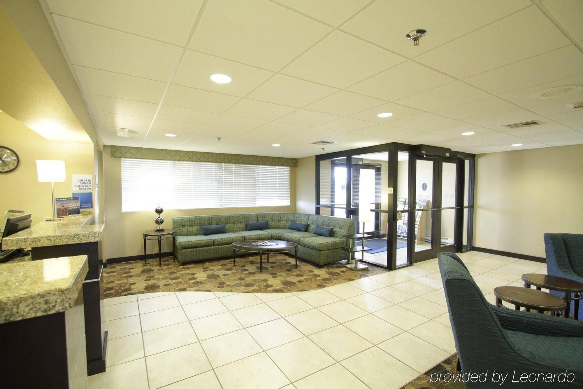 Holiday Inn Express Hotel & Suites Colby By Ihg Eksteriør billede
